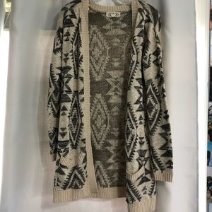 Patterned cardigan